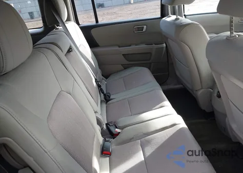 2015 Honda Pilot Ex z USA, uszkodzony, nr VIN 5FNYF4H48FB016537